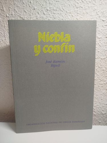 Portada del libro de (Dedicado por el autor) Niebla y confín