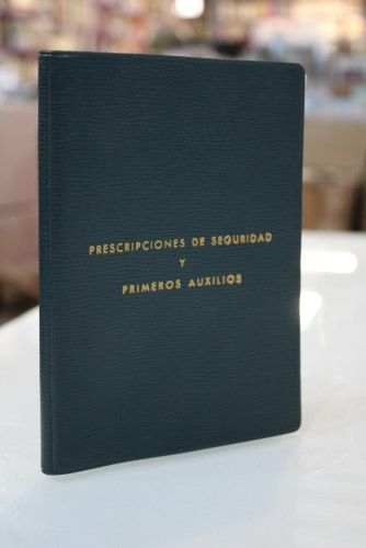 Portada del libro de Prescripciones de seguridad y primeros auxilios.