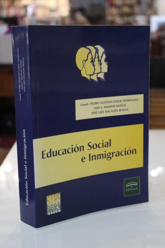 Portada del libro de Educación Social e Inmigración