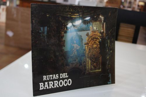 Portada del libro de Localización de rutas y de los principales monumentos del Barroco de Galicia.