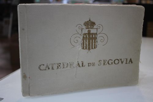 Portada del libro de La Catedral de Segovia. 30 vistas.