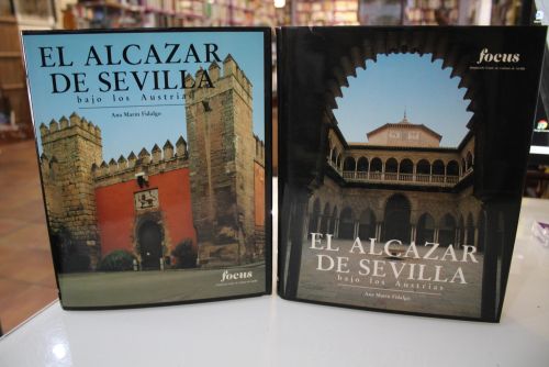 Portada del libro de El Alcázar de Sevilla bajo los Austrias.- Dos tomos