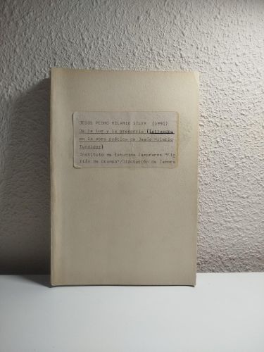 Portada del libro de De la luz y la presencia. Tetraedro en la obra poética de Jesús Hilario Tundidor