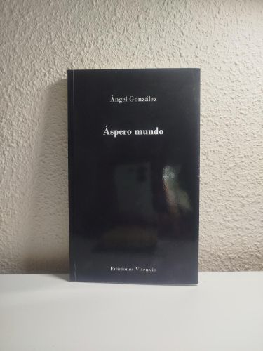 Portada del libro de Áspero mundo