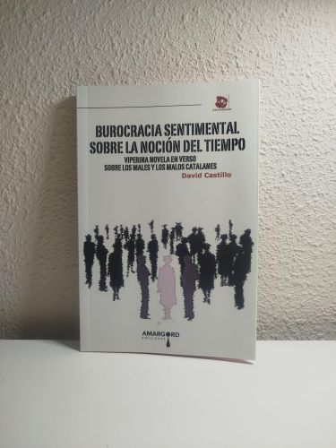 Portada del libro de Burocracia sentimental sobre la noción del tiempo