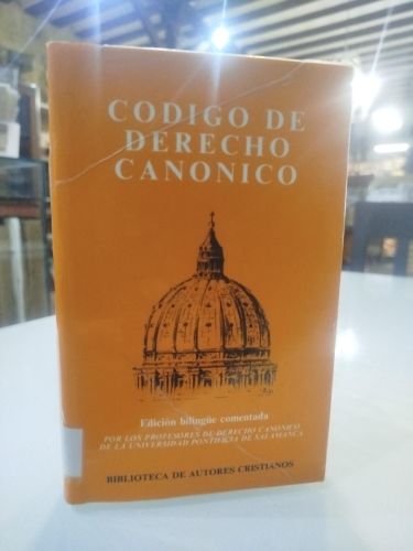 Portada del libro de Código de Derecho Canónico
