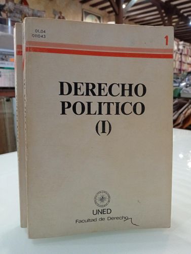 Portada del libro de Derecho Político. Dos tomos