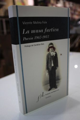 Portada del libro de La musa furtiva. Poesía 1967-2012.