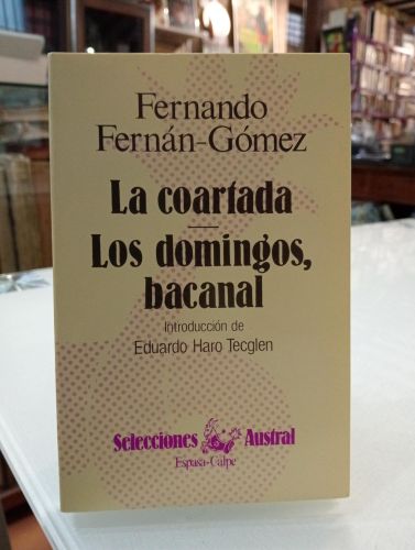 Portada del libro de La coartada. Los domingos, bacanal [Dedicado]