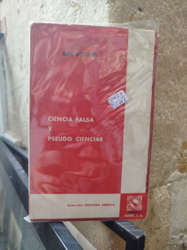 Portada del libro de Ciencia falsa y pseudo ciencias