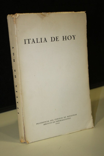 Portada del libro de Italia de hoy.- Presidencia del Consejo de Ministros.