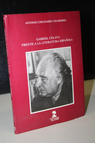 Portada del libro de Gabriel Celaya frente a la literatura española