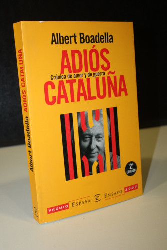 Portada del libro de Adiós Cataluña. Crónica de amor y de guerra