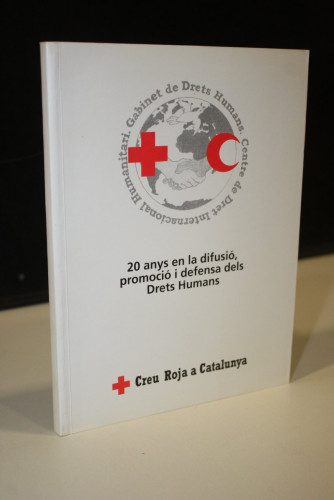 Portada del libro de 20 anys en la difusió, promoció i defensa dels Drets Humans.