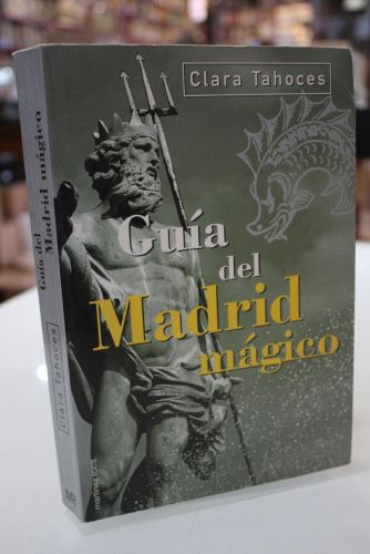 Portada del libro de Guía del Madrid mágico.