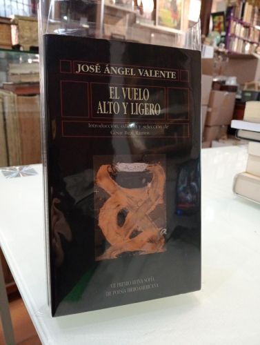 Portada del libro de El vuelo alto y ligero [Dedicado por el editor]