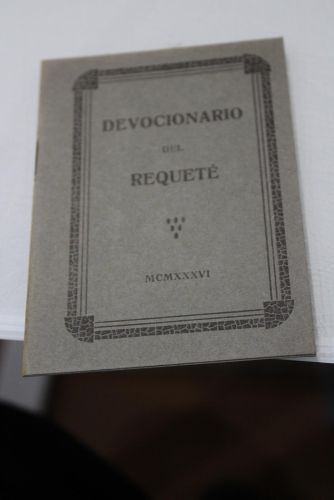Portada del libro de Devocionario del Requeté.- 1936.