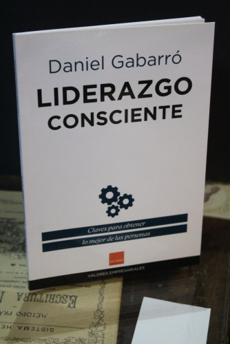 Portada del libro de Liderazgo consciente