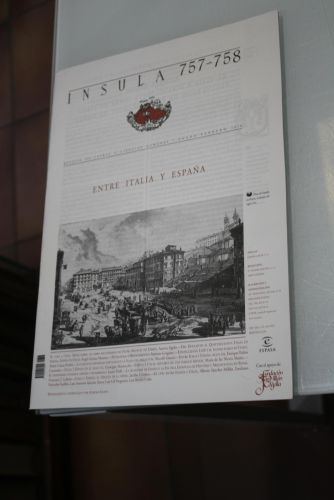 Portada del libro de Ínsula, 757-758. Entre Italia y España. Enero-Febrero 2010.