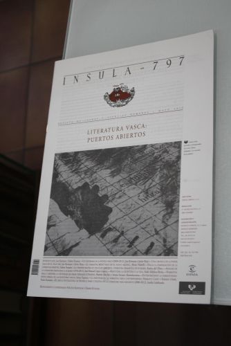 Portada del libro de Ínsula, 797. Literatura vasca: Puertos abiertos. Mayo 2013.