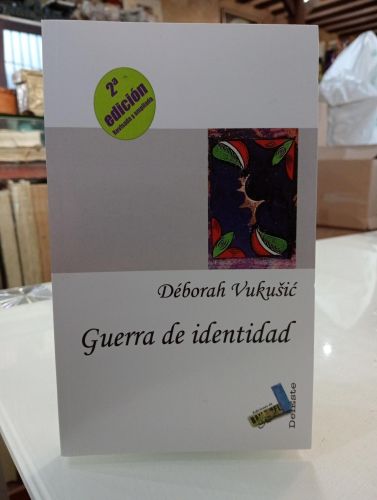 Portada del libro de Guerra de identidad [Dedicado]