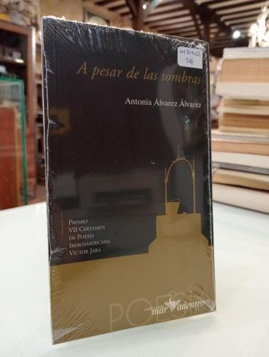 Portada del libro de A pesar de las sombras