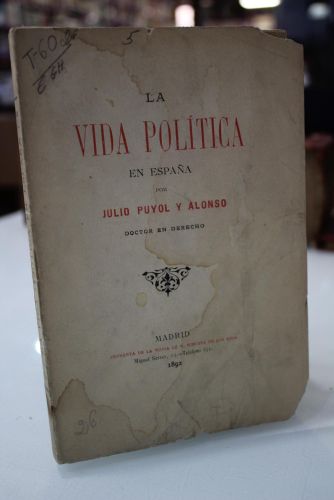 Portada del libro de La vida política en España.