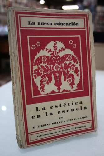 Portada del libro de La estética en la escuela.