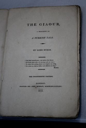 Portada del libro de 1815.- The Giaour. A Fragment of a Turkish Tale