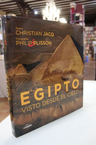 Portada del libro de Egipto visto desde el cielo