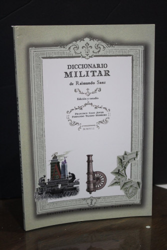 Portada del libro de Diccionario militar.- Sanz, Raimundo.