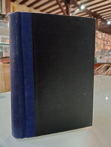 Portada del libro de Manual de policía urbana. Por la redacción de El Consultor de los Ayuntamientos y de los juzgados municipales.