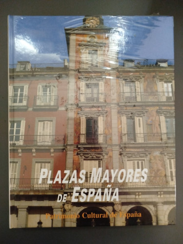 Portada del libro de Plazas Mayores de España